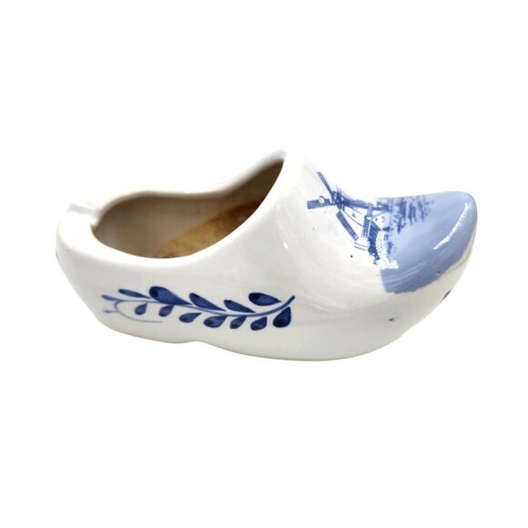 Nurserymens Exchange , Dutch Shoe, Delft Blue and White Clog - Picture 2 of 10